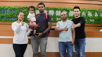 馬達加斯加客戶進口博菲特健身房器材